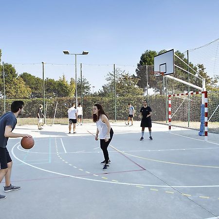 Agora Bcn. Residencia Universitaria Internacional برشلونة المظهر الخارجي الصورة