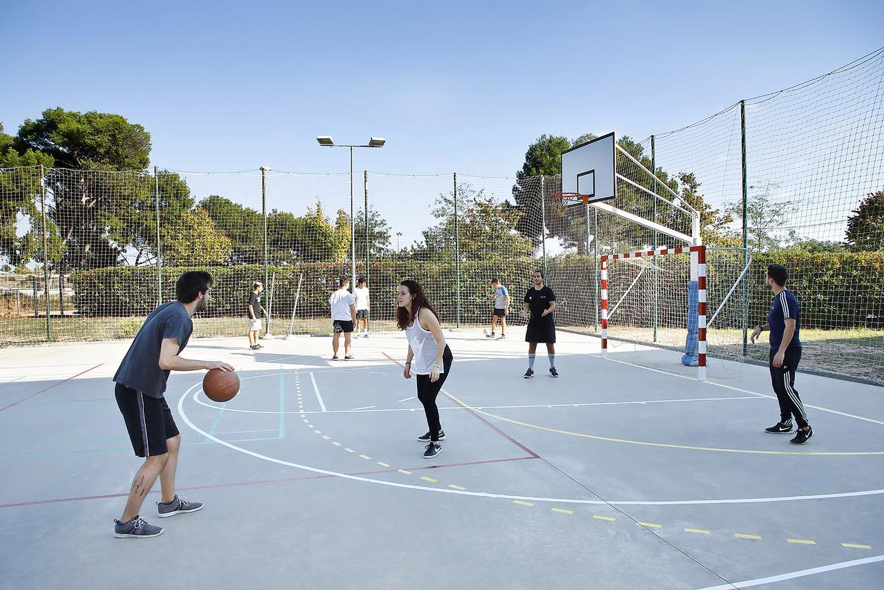 Agora Bcn. Residencia Universitaria Internacional برشلونة المظهر الخارجي الصورة